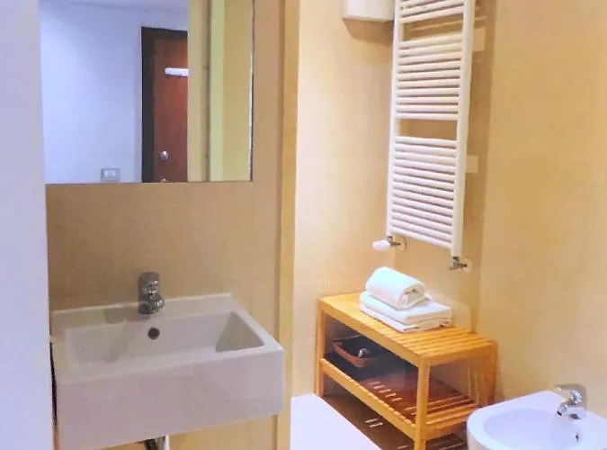 Venetian Loft House *